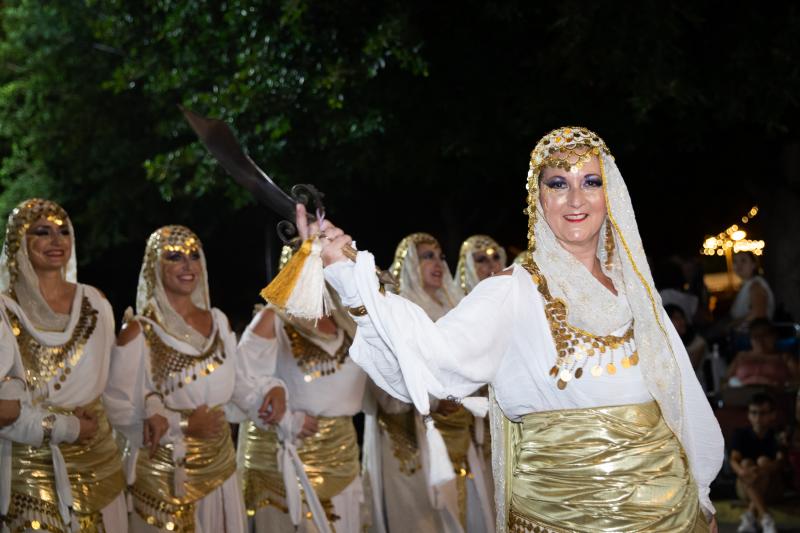 Así fue el desfile de entrada mora