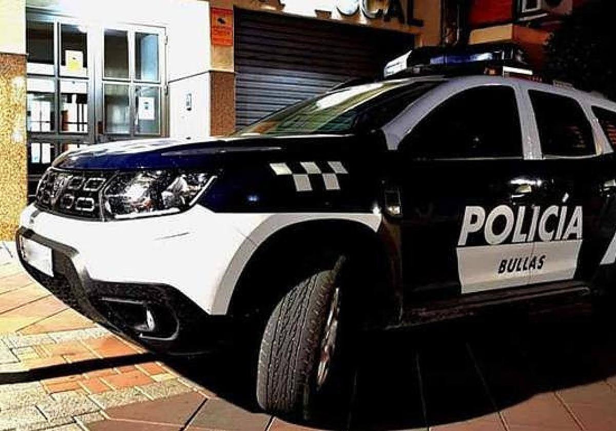 Coche de la Policía Local de Bullas.