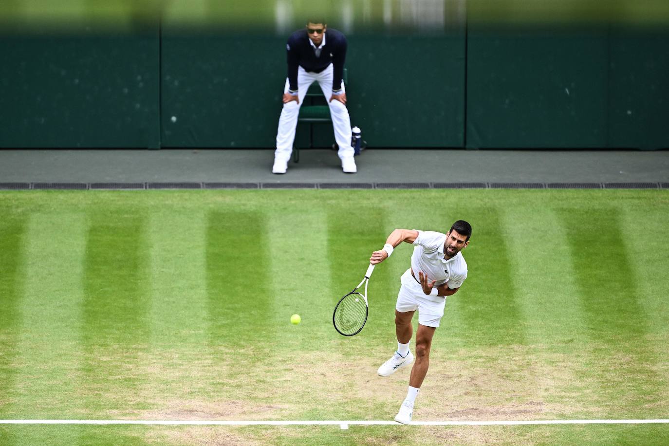 La final de Wimbledon entre Carlos Alcaraz y Novak Djokovic, en imágenes