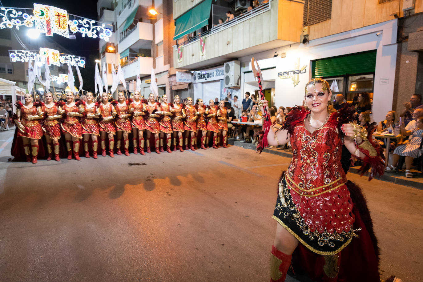 Desfile de Entrada Cristiana en Orihuela, en imágenes