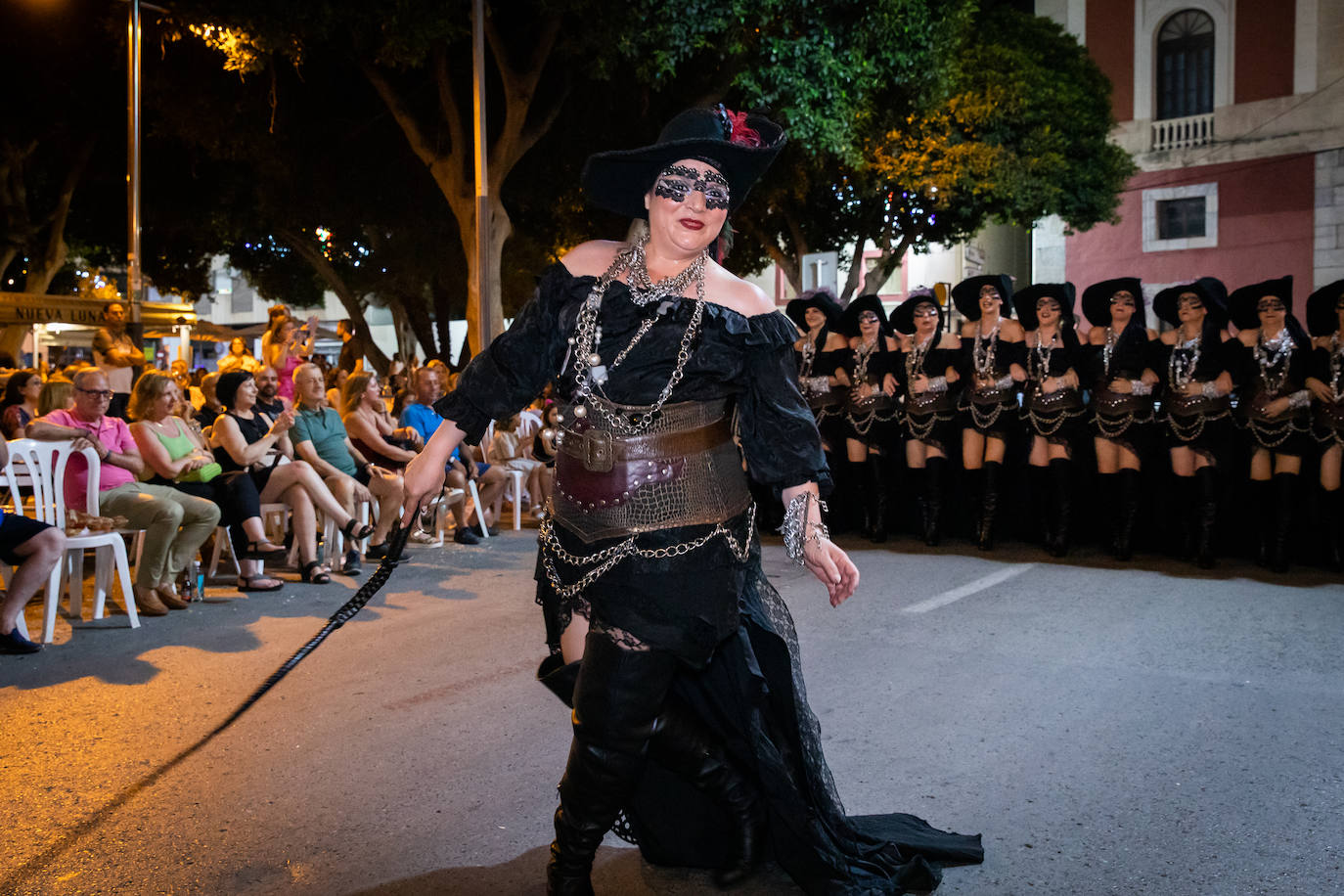 Desfile de Entrada Cristiana en Orihuela, en imágenes