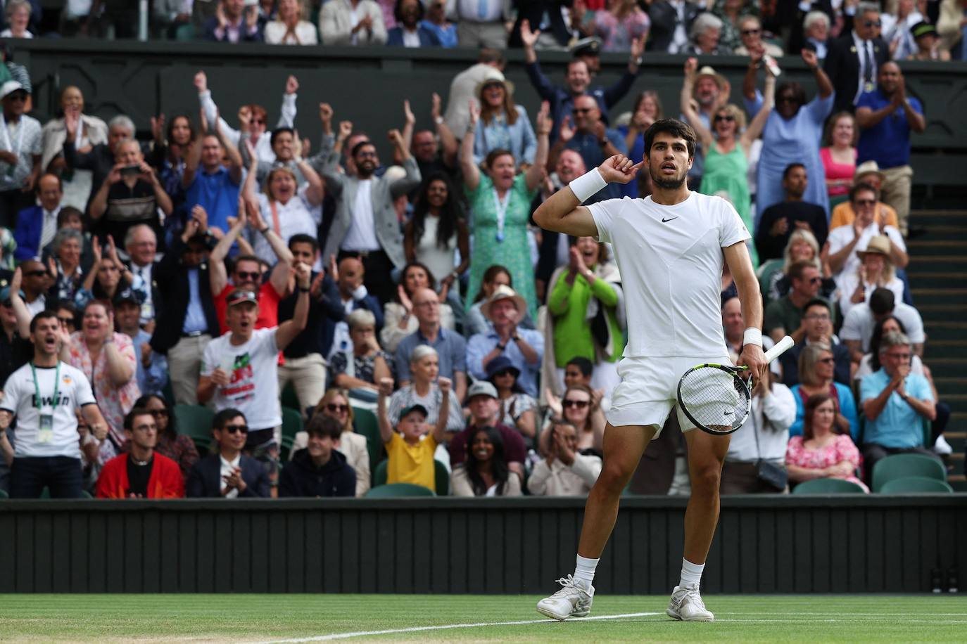 La final de Wimbledon entre Carlos Alcaraz y Novak Djokovic, en imágenes