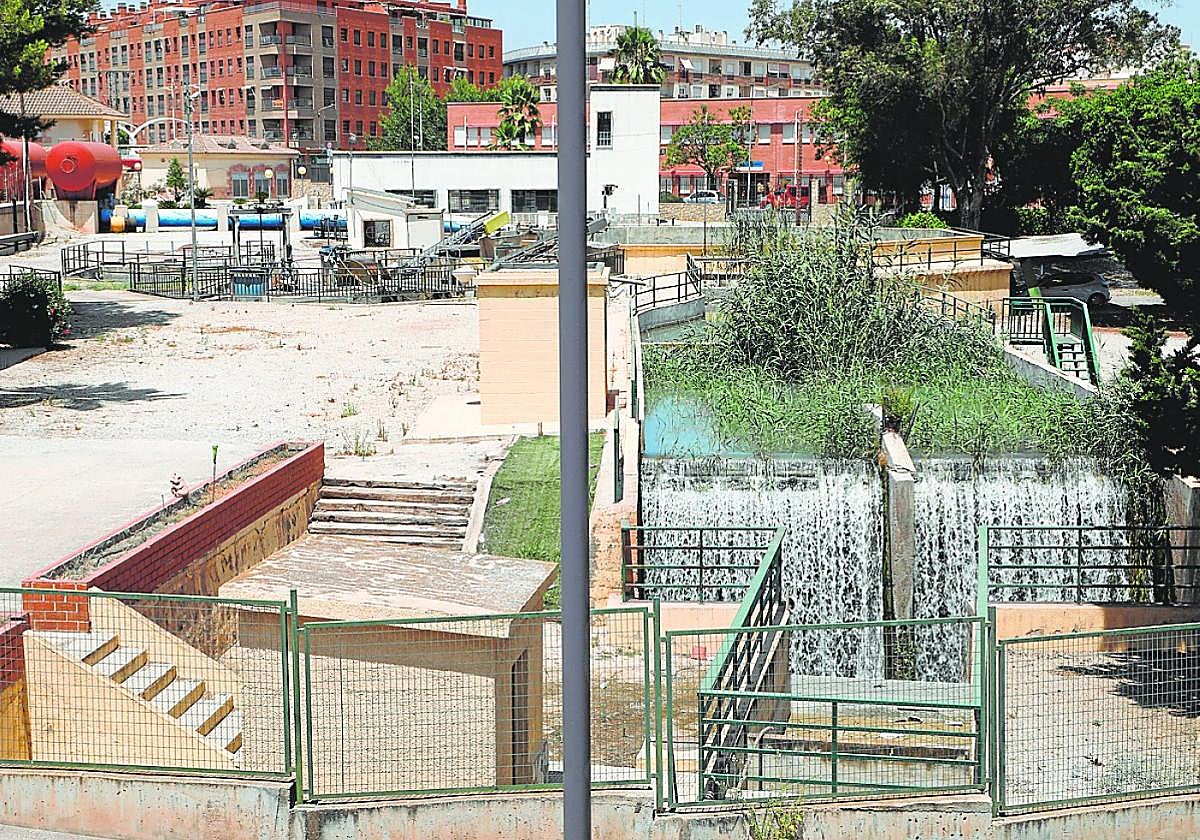 Puesto de elevación hidrológica de la Comunidad de Regantes para su distribución en la Casa Mata.