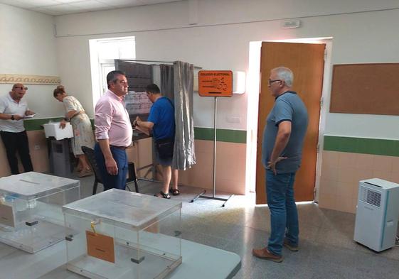 Uno de los aparatos de refrigeración que se instalarán en los colegios electorales de Alcantarilla.