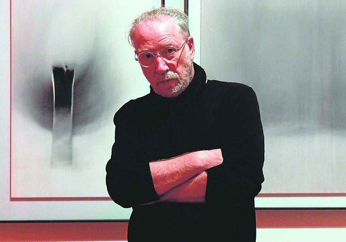 Tomy Ceballos, en su última exposición en la sala Verónicas de Murcia en 2022.