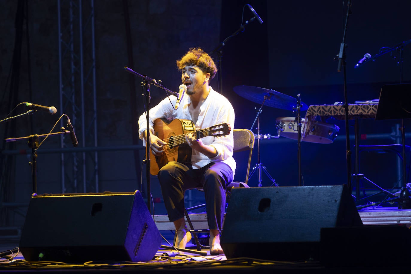 En el tributo 'Yo no canto por cantar. 50 años sin Víctor Jara' actuaron Valeria Castro, Isaac et Nora, Muerdo, Club del Río, Luis Pastor, Emilia y Pablo y Luis Barría.