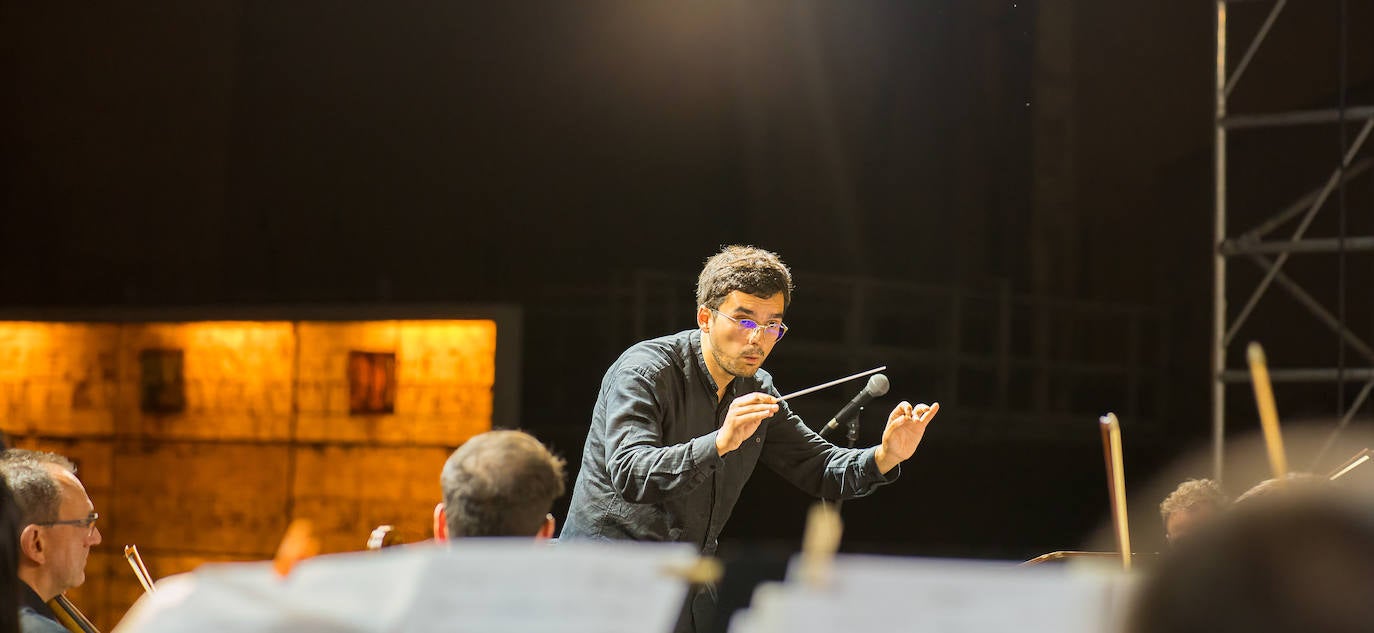 El concierto de la Orquesta Sinfónica en Blanca, en imágenes