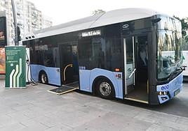 Autobus eléctrico en una imagen de archivo.