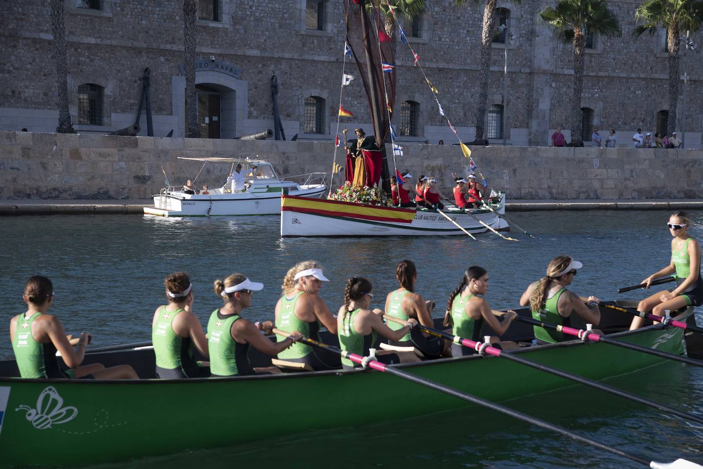 La procesión marinera de Cartagena en honor a Santiago, en imágenes