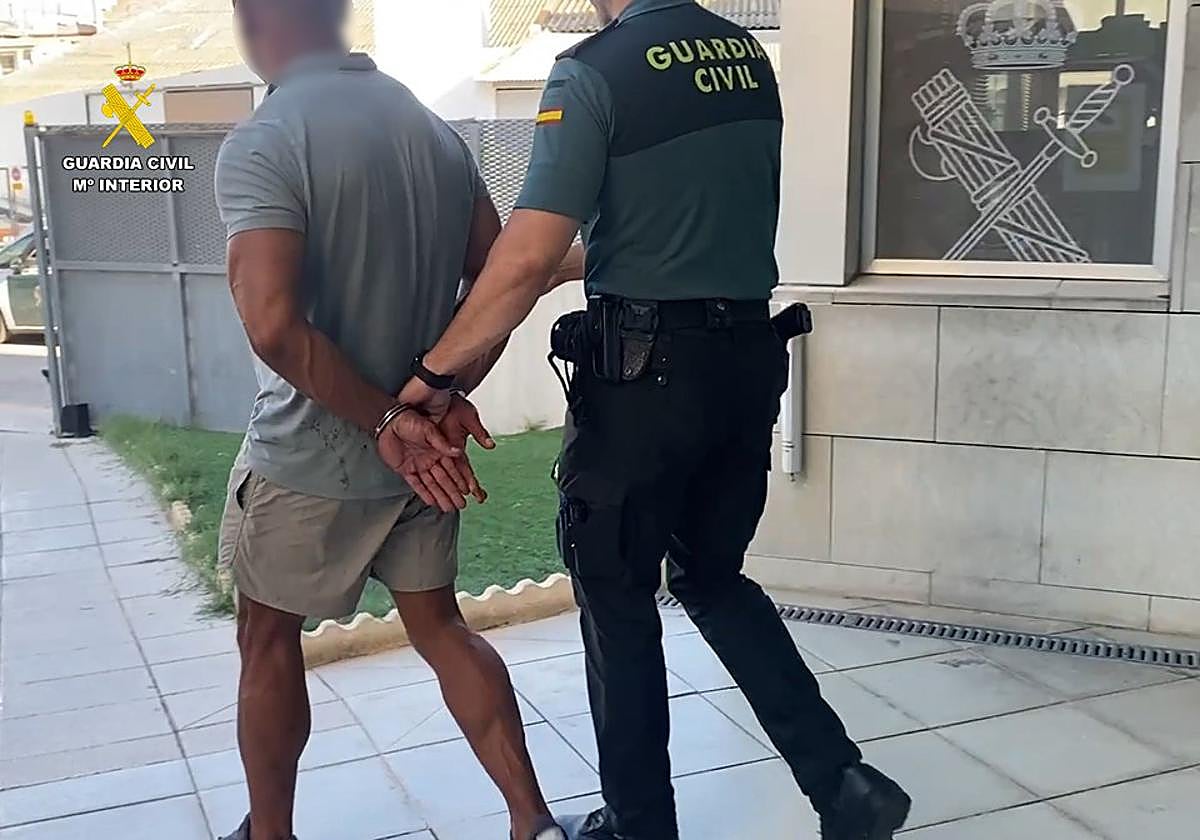 Detienen en Orihuela a un fugitivo buscado en Holanda por tráfico de drogas y armas