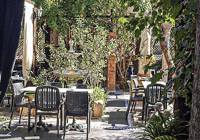 Terraza del bar Culturas.