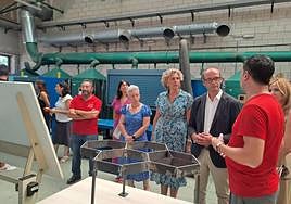 El consejero en funciones de Educación, Formación Profesional y Empleo, Víctor Marín, visitó los programas mixtos de empleo y formación subvencionados por el SEF que desarrolla el Ayuntamiento de Murcia.