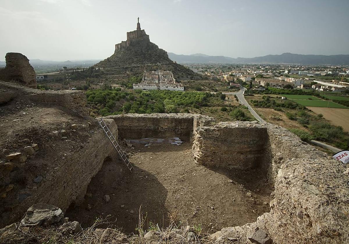 Excavaciones en el Castillejo de Monteagudo, este miércoles.