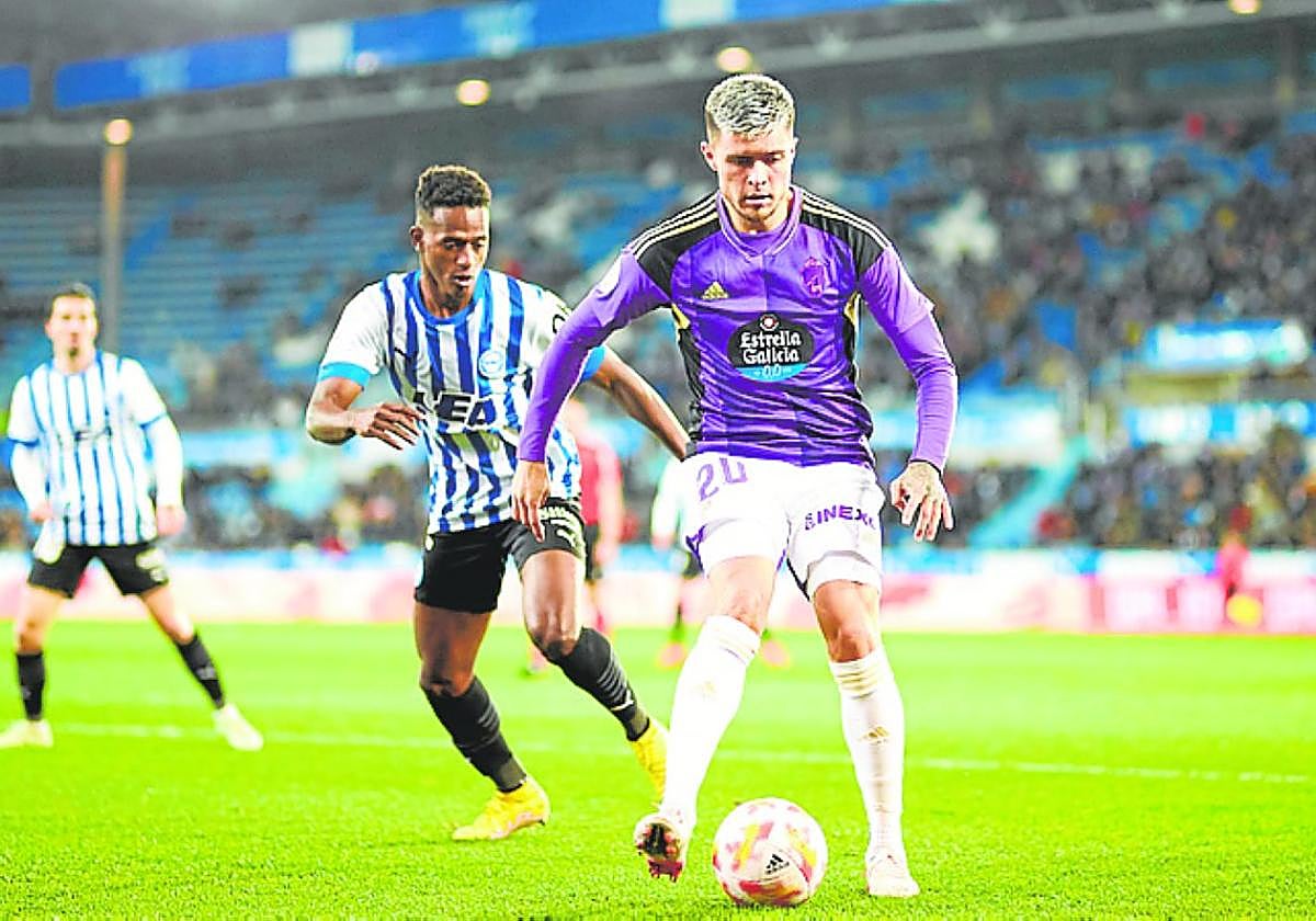 Juanjo Narváez, con la camiseta del Valladolid.