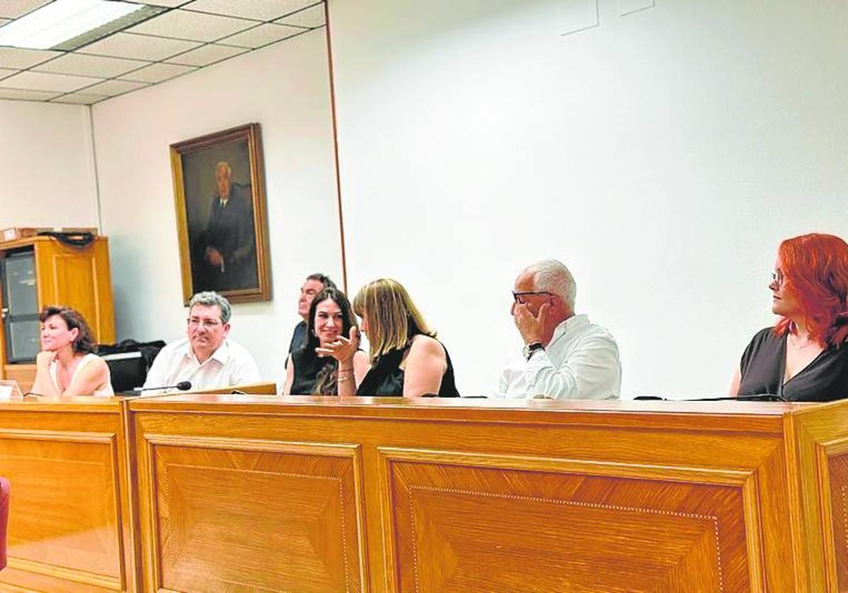 El psoe de torrevieja denuncia un recorte en las asignaciones a su grupo municipal | la verdad