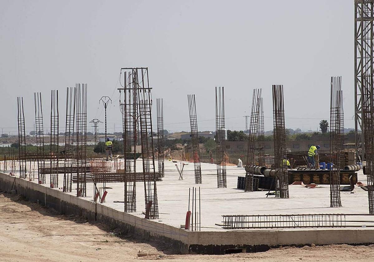 Obras del futuro colegio de La Aljorra, en una foto de archivo.