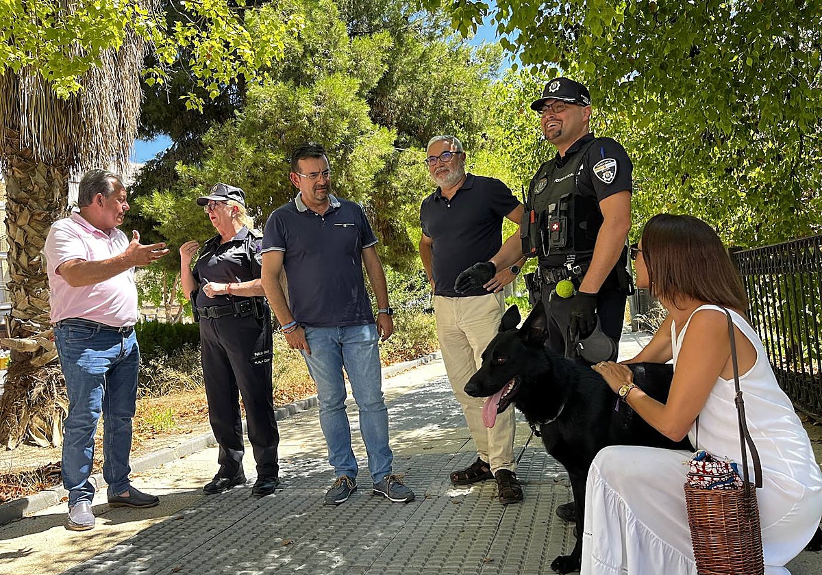 Manuel Martínez, María José Hernández, Tomás Rubio, Jesús Castaño, Javier Guardiola, María Turpín y el reincorporado 'Neo'.