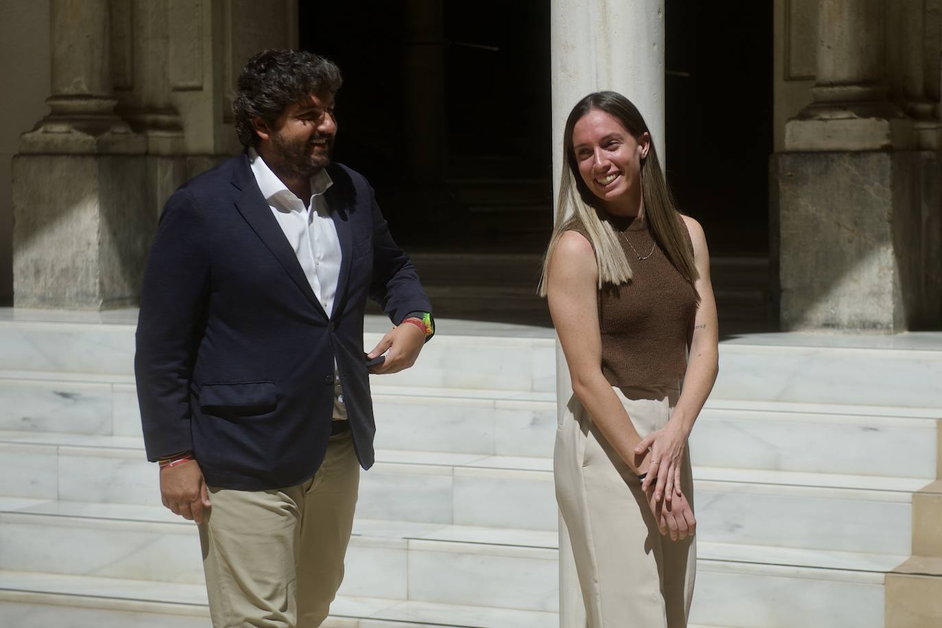 El encuentro de Eva Navarro con López Miras, en imágenes