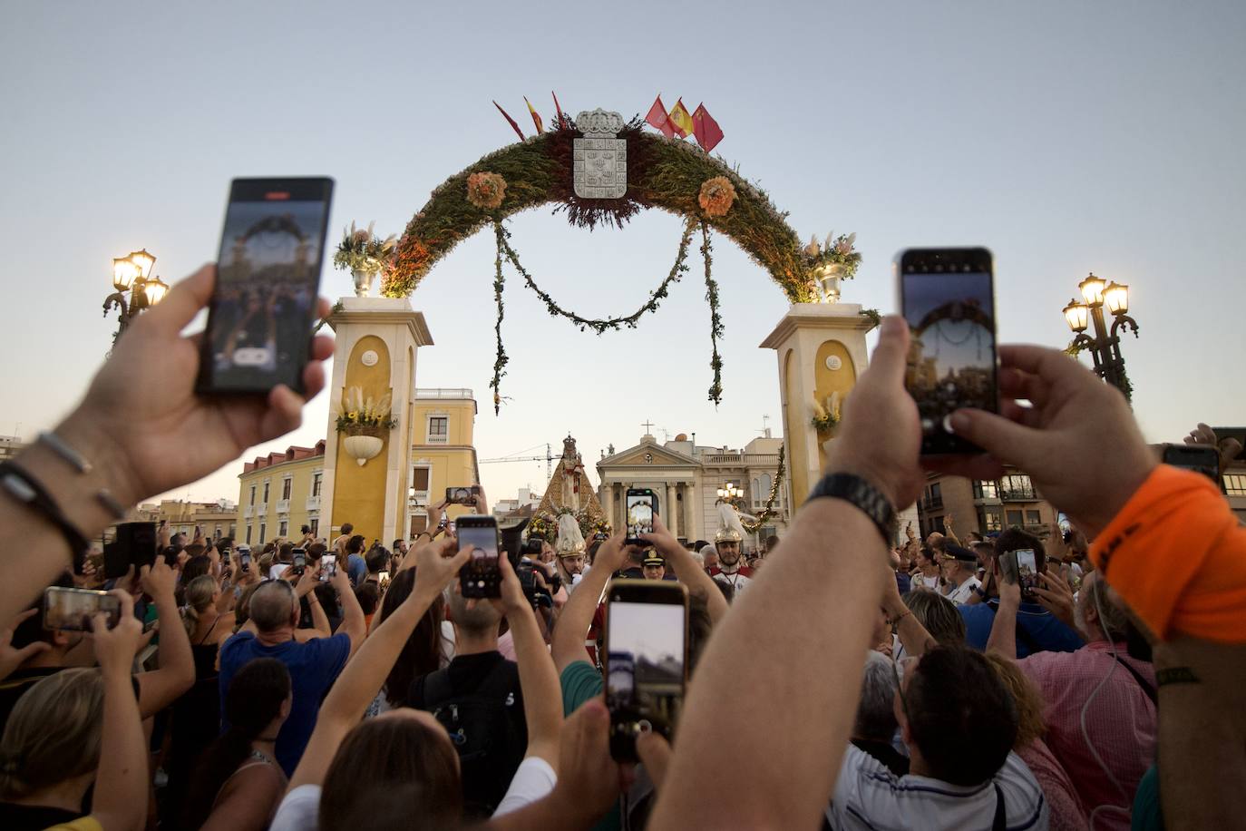 La bajada de la Fuensanta a Murcia, en imágenes