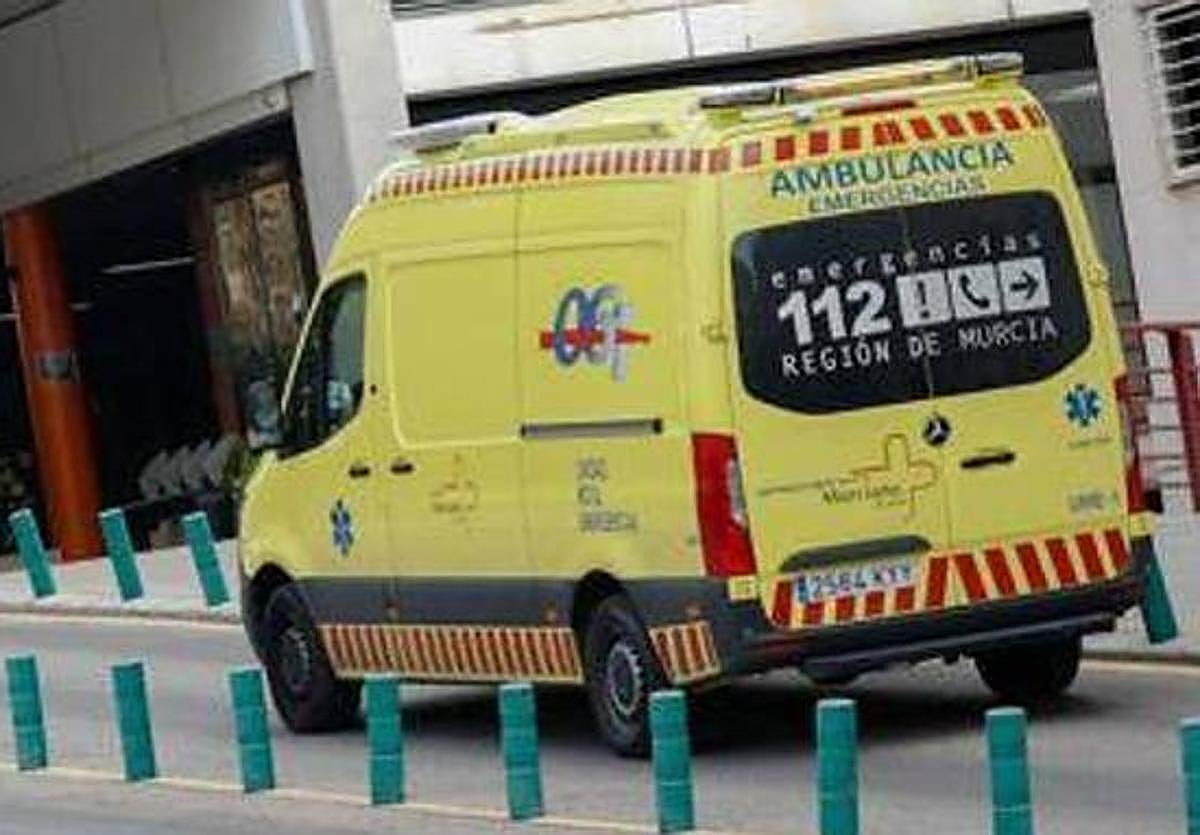 Imagen de archivo de una ambulancia.