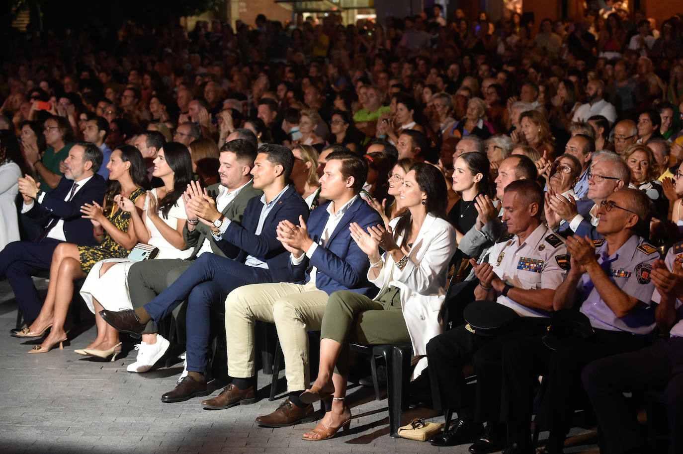 Las imágenes de la actuación del pregonero de la Feria de Murcia, Diego Cantero