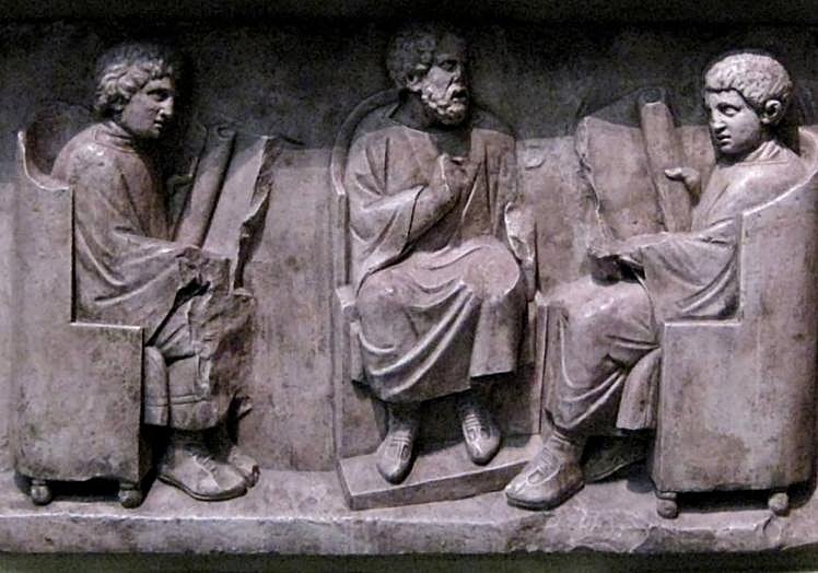 Imagen principal - Escuela romana impartiendo clase desde la cátedra; maqueta de Cartagena en el siglo XVIII y cátedra de Maximiano. 