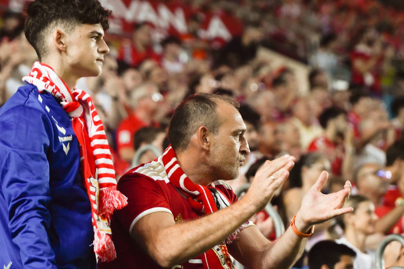 La derrota del Real Murcia frente al Córdoba, en imágenes