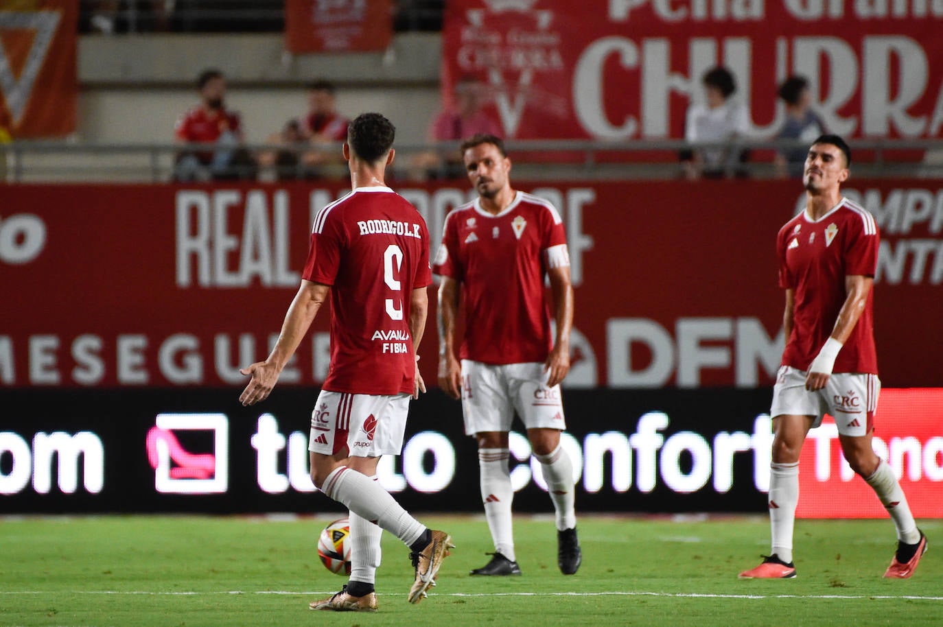 La derrota del Real Murcia frente al Córdoba, en imágenes