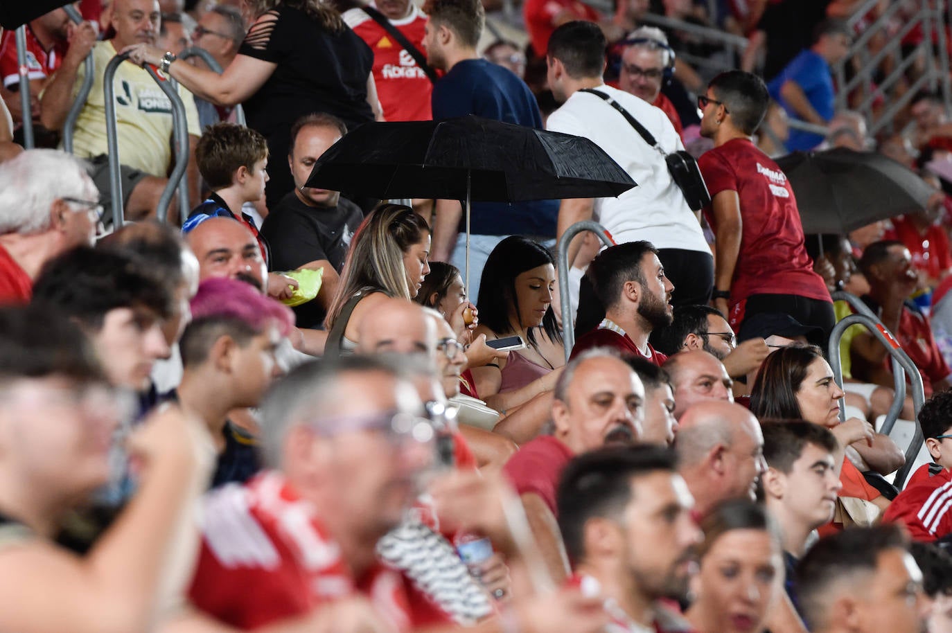 La derrota del Real Murcia frente al Córdoba, en imágenes