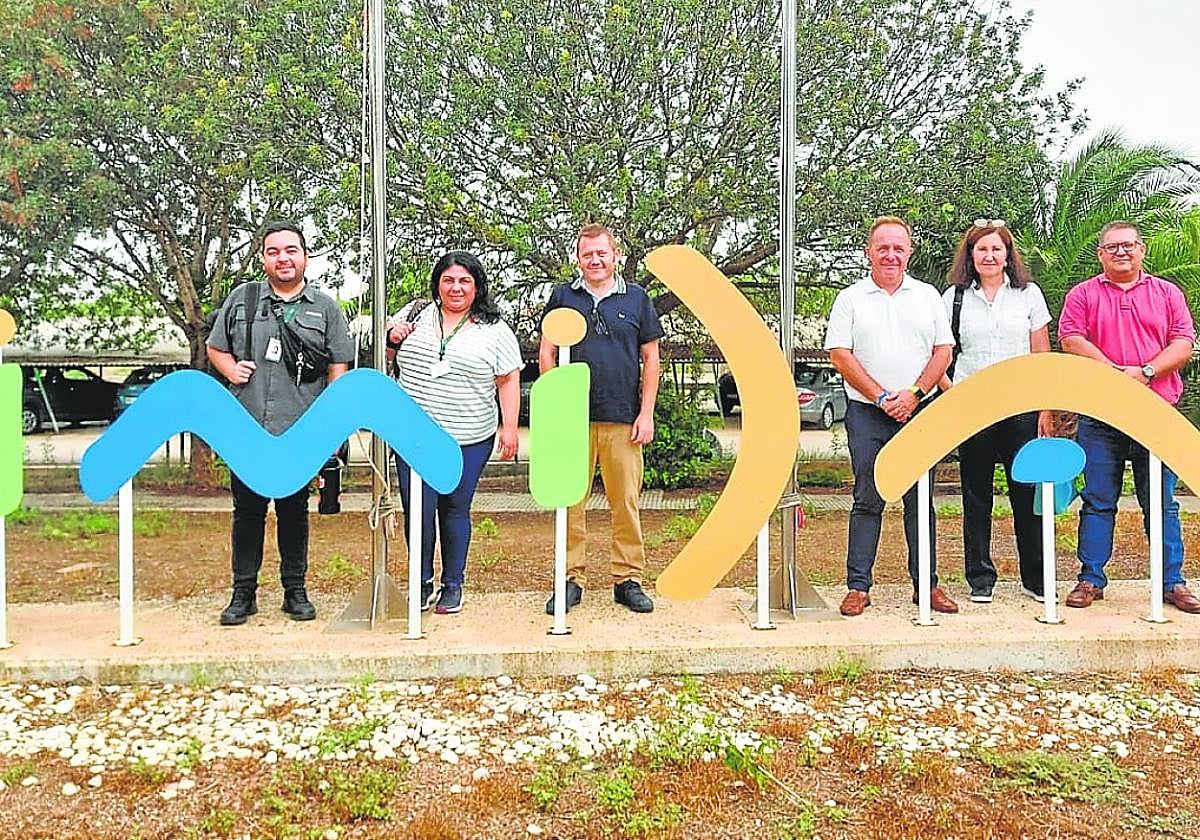 Los técnicos chilenos, en las instalaciones del Imida.