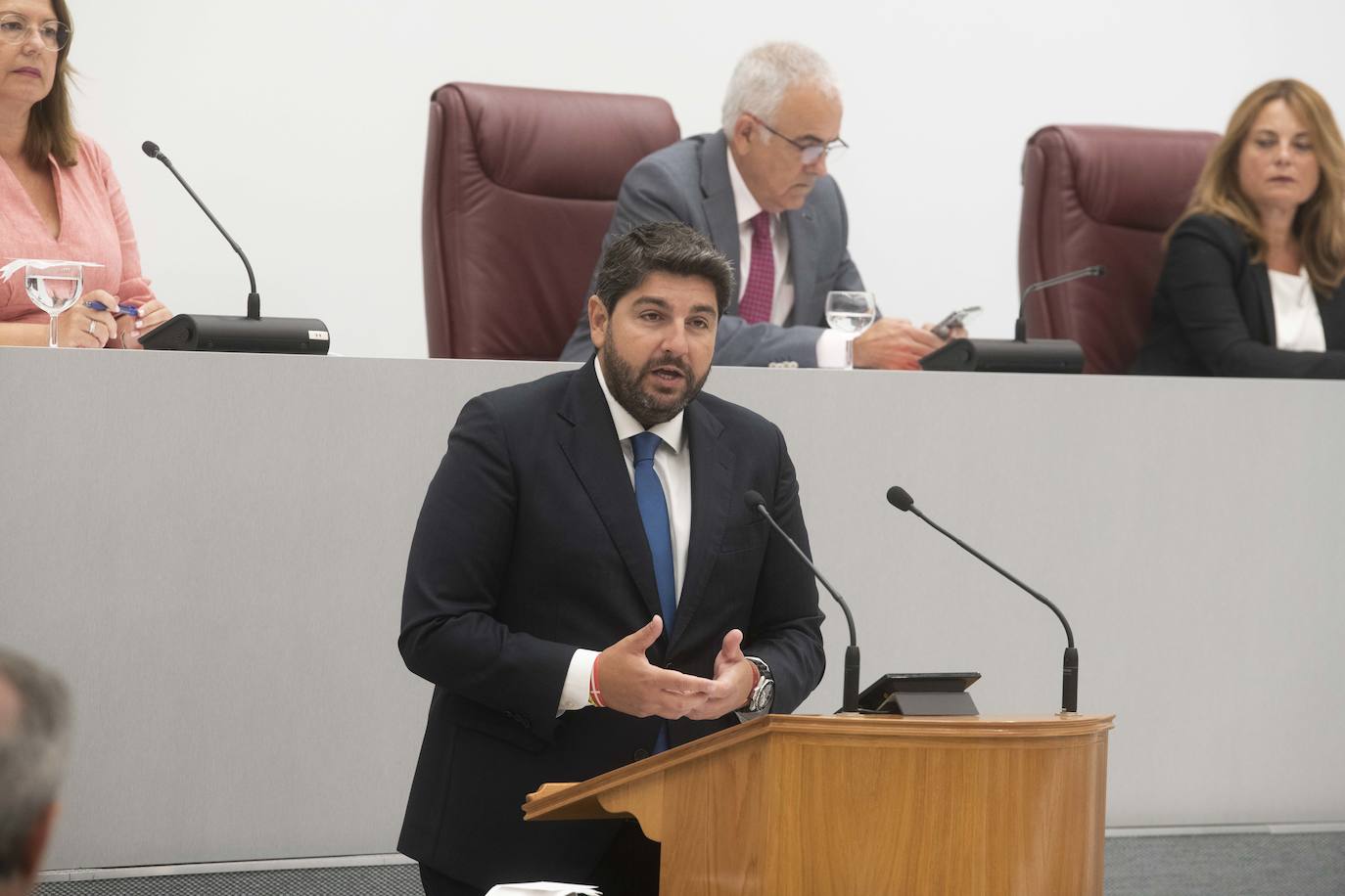 La primera sesión del debate de investidura, en imágenes