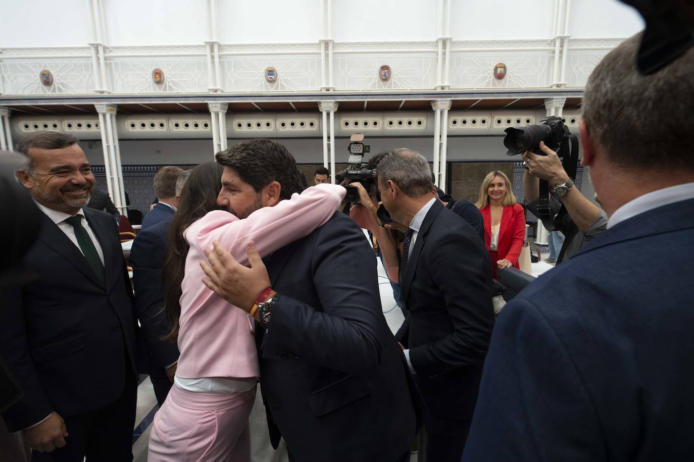 En imágenes: López Miras es elegido presidente del Gobierno regional