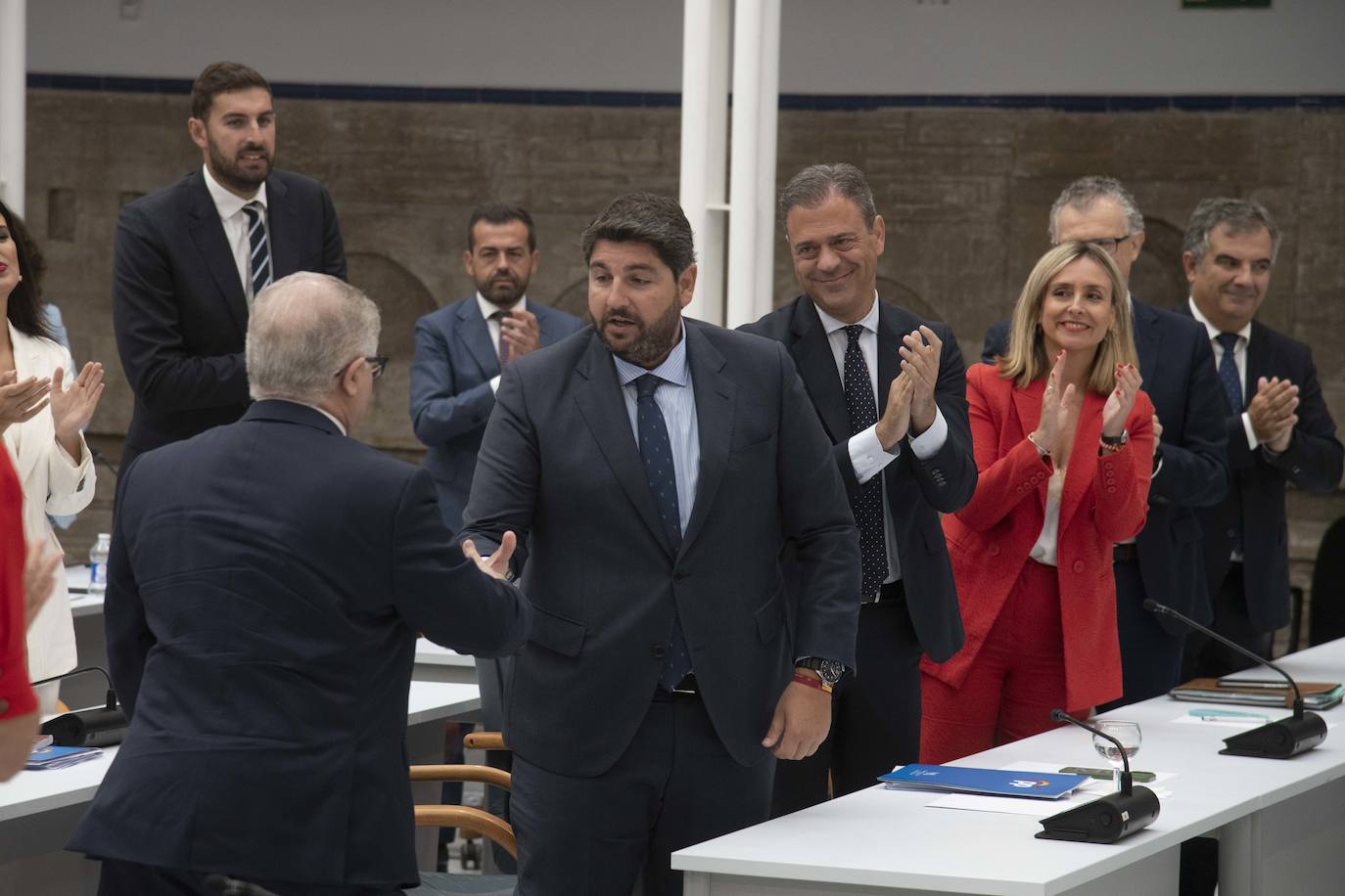 En imágenes: López Miras es elegido presidente del Gobierno regional