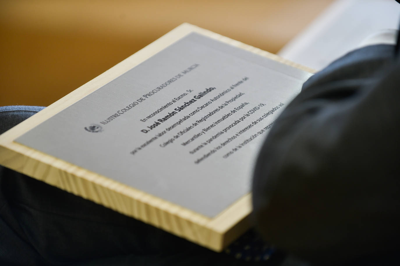 El acto de los procuradores de la Región de Murcia en la Ciudad de la Justicia, en imágenes