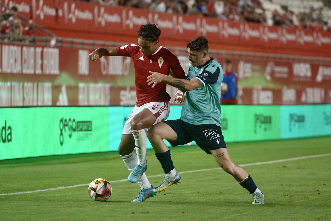 La derrota del Real Murcia frente al Atlético Sanluqueño, en imágenes