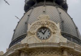 Reloj del palacio consistorial de Cartagena, en una imagen de archivo.