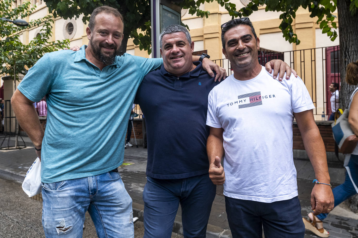 Las imágenes de los asistentes a la corrida de La Romería