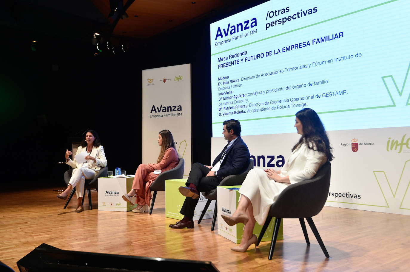 Tercera edición del Foro Avanza Empresa Familiar de Amefmur, en imágenes