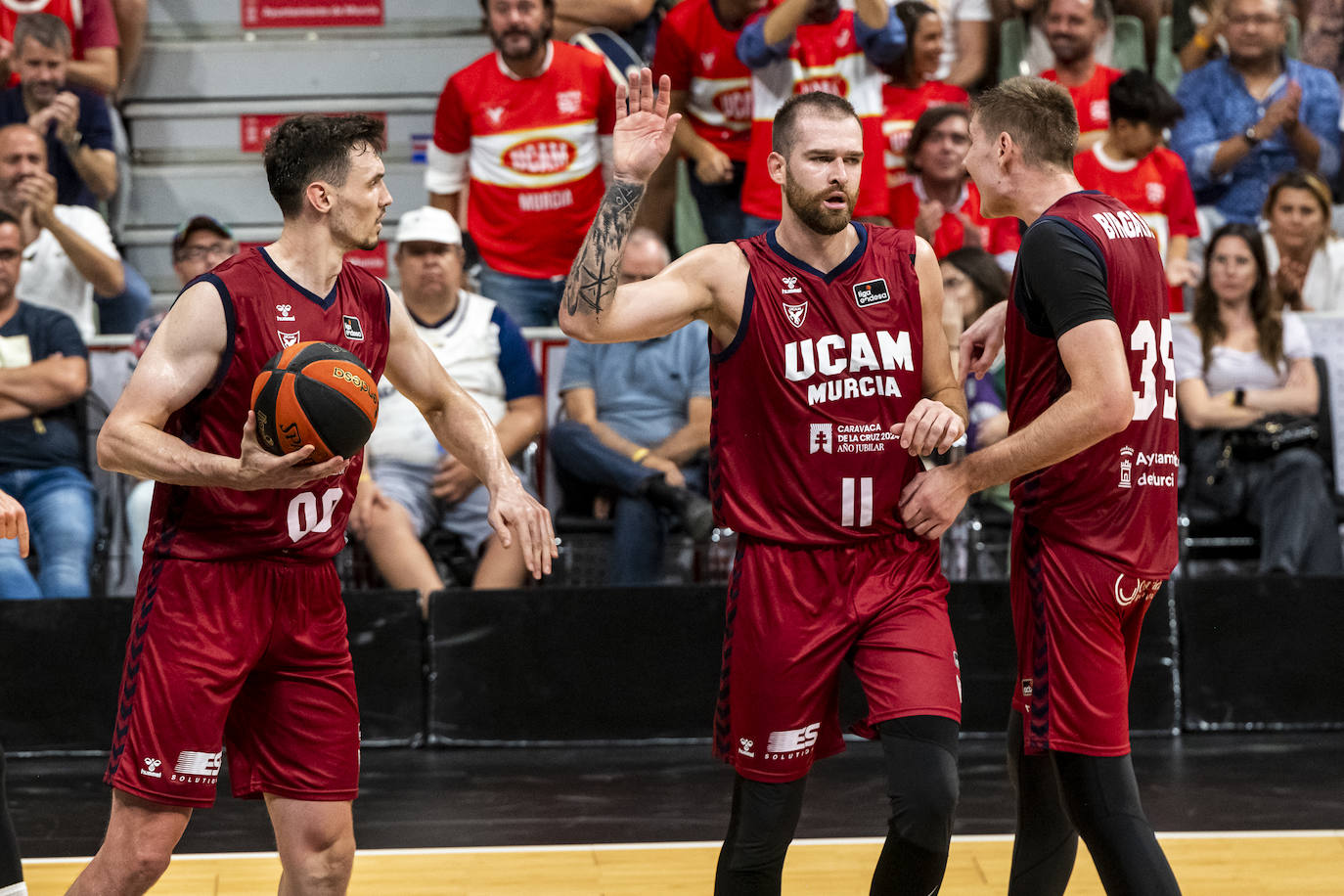 La derrota del UCAM Murcia ante Unicaja en las semifinales de la Supercopa, en imágenes