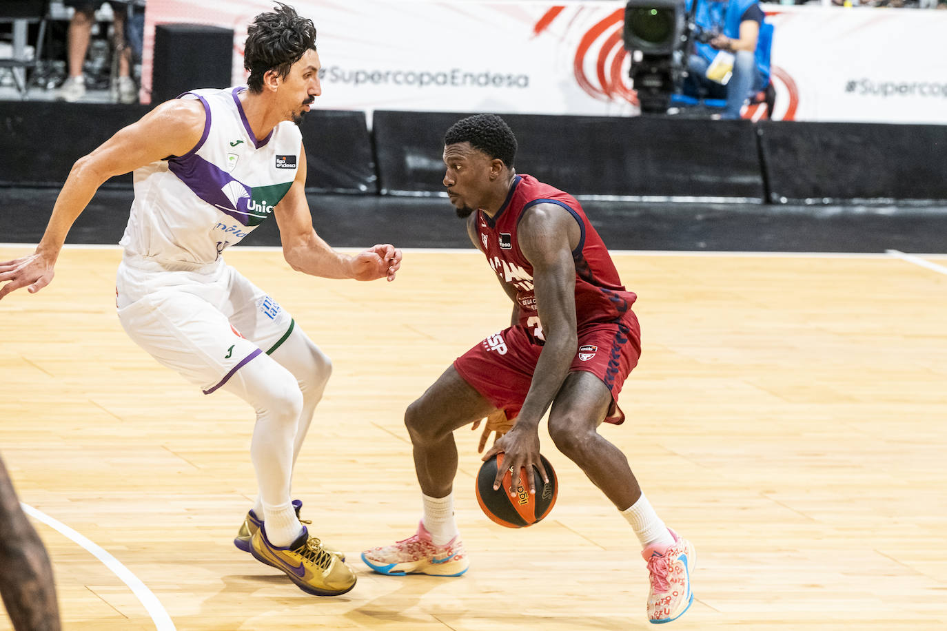 La derrota del UCAM Murcia ante Unicaja en las semifinales de la Supercopa, en imágenes