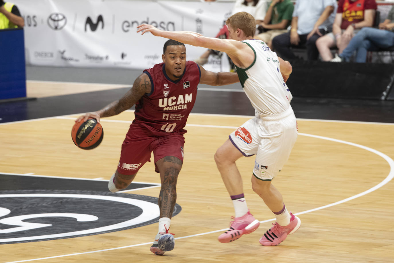 La derrota del UCAM Murcia ante Unicaja en las semifinales de la Supercopa, en imágenes