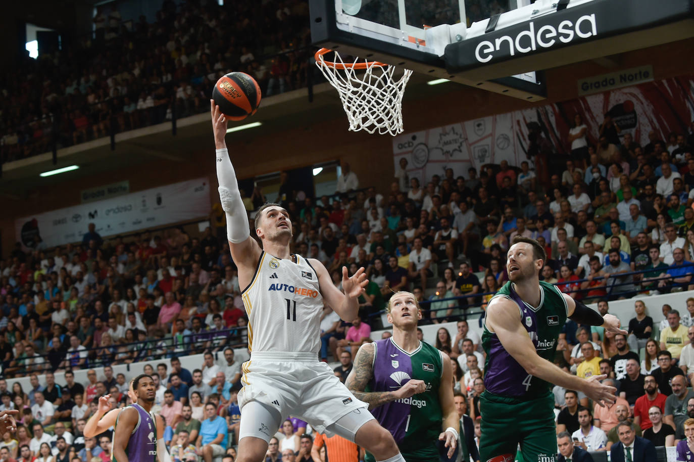 Las imágenes de la final de la Supercopa Endesa