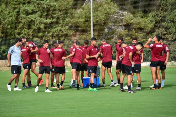 Entrenamiento del Éfese.