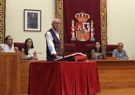 Francisco Guillem toma posesión de su cargo como concejal.