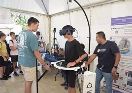 Alumnos de la UPCT, en una exhibición en la edición del pasado año.