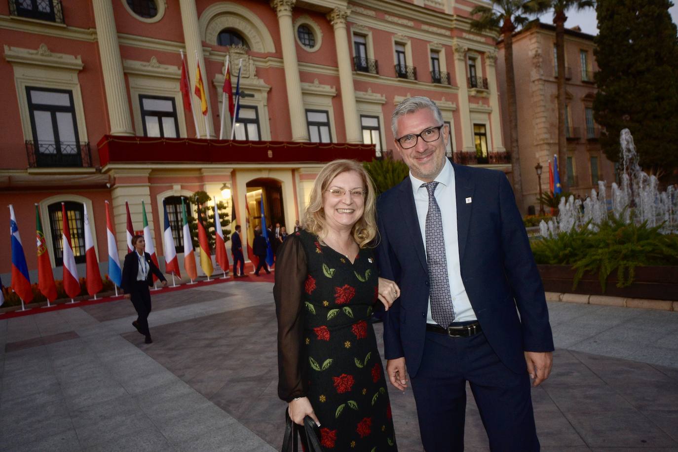 Las imágenes de la llegada de la comitiva de los países miembros de la UE a Murcia