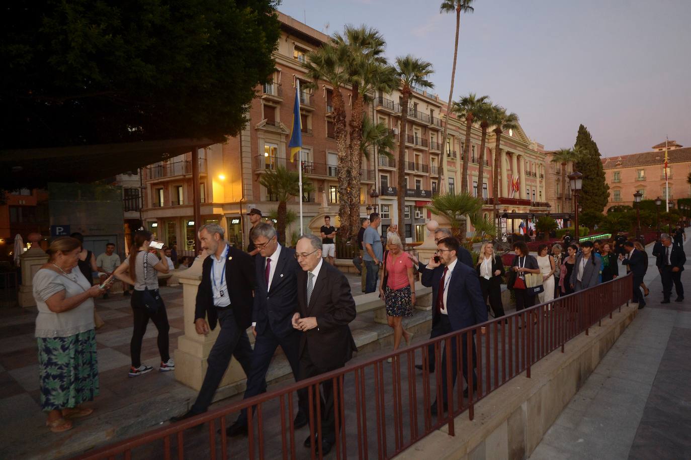 Las imágenes de la llegada de la comitiva de los países miembros de la UE a Murcia