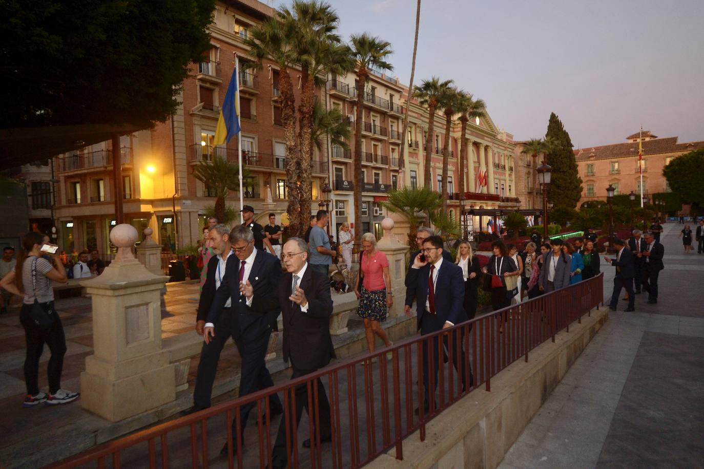 Las imágenes de la llegada de la comitiva de los países miembros de la UE a Murcia