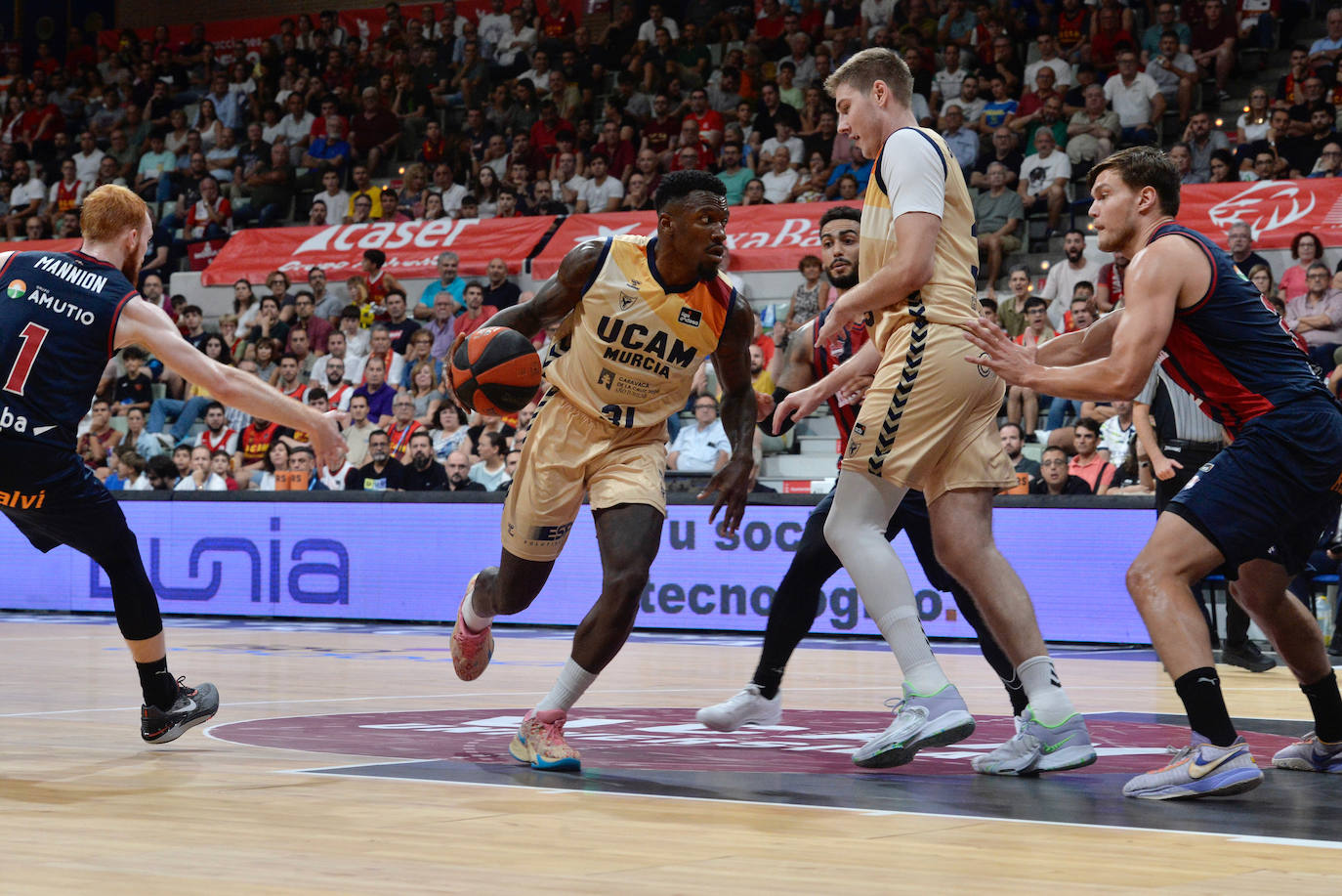 Las imágenes del UCAM-Baskonia (88-76)