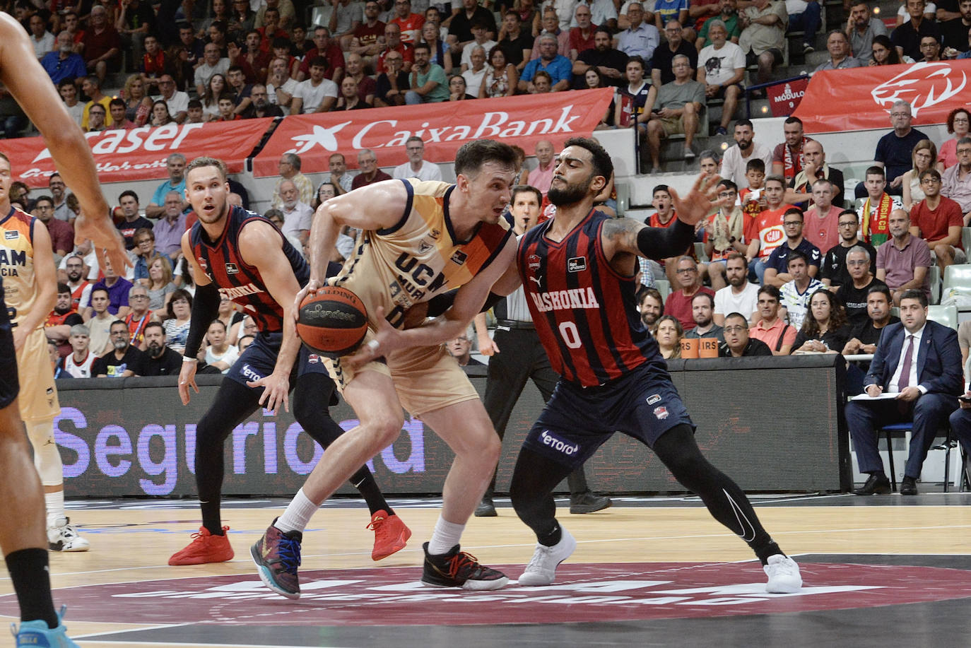 Las imágenes del UCAM-Baskonia (88-76)